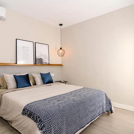 Sitges Spaces Deluxe Centre Apartment Buitenkant foto