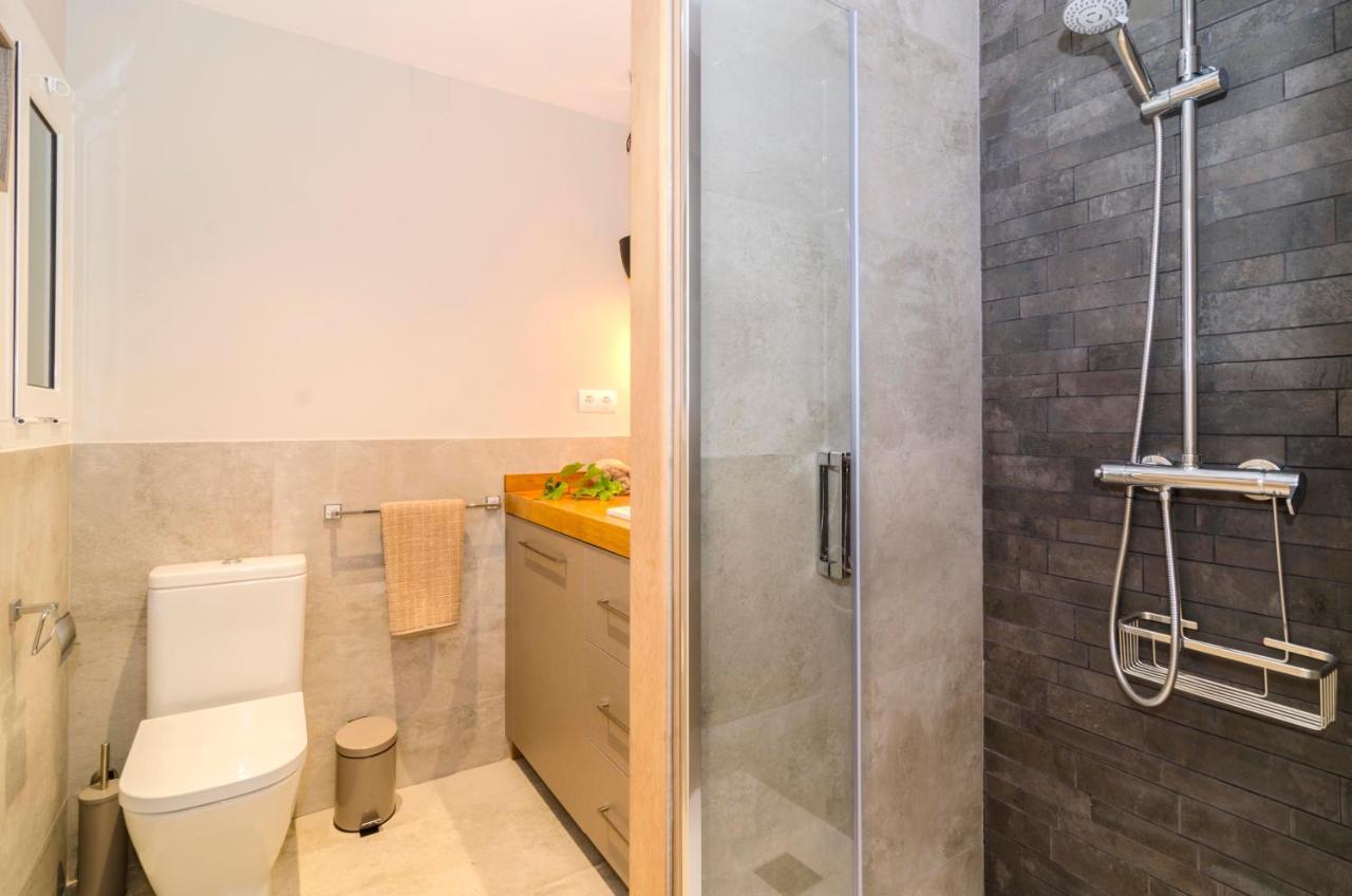 Sitges Spaces Deluxe Centre Apartment Buitenkant foto