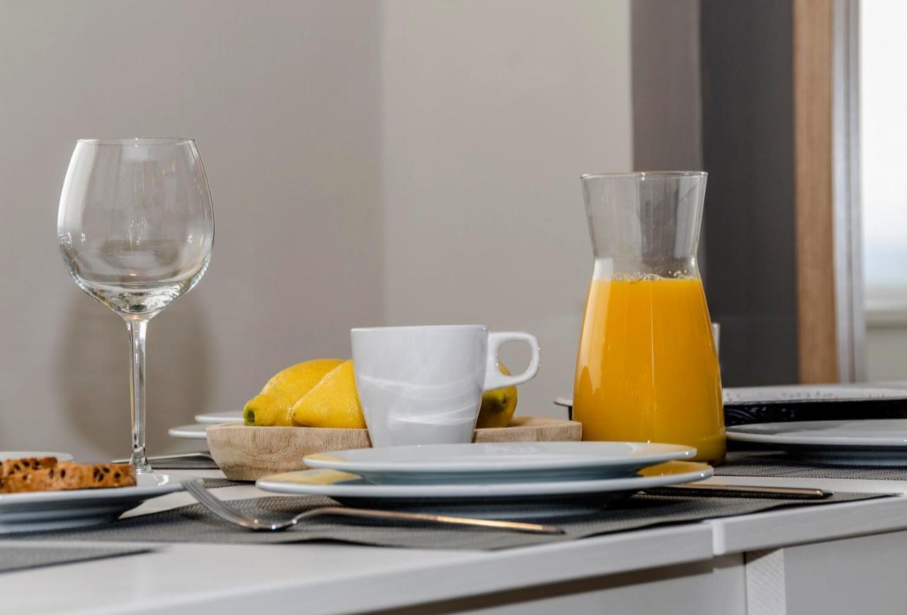Sitges Spaces Deluxe Centre Apartment Buitenkant foto